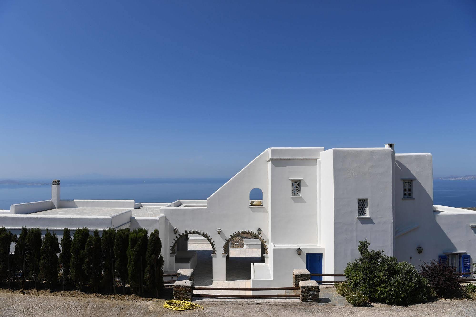 Tinos Sky View Villa Arnados Bagian luar foto